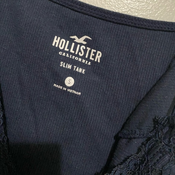 Hollister lace tank top (navy blue) - Picture 3 of 3